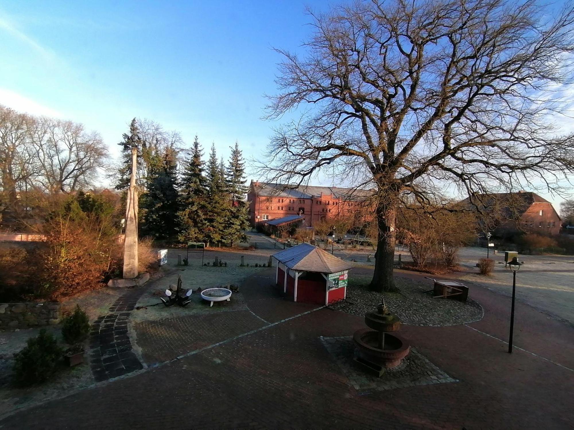 Landhotel Storchenkrug Rühstädt Exterior foto